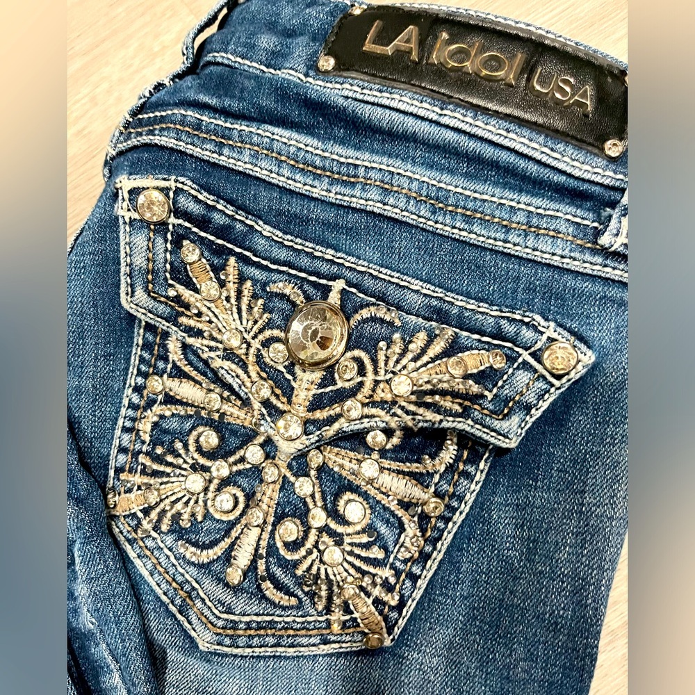 Women’s/Juniors size 7 LA Idol jeans excellent condition
